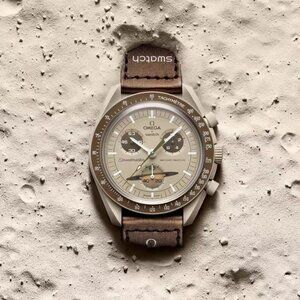 NEW IN BOX Omega x Swatch Bioceramic Moonswatch - Mission to Saturn Wristwatch